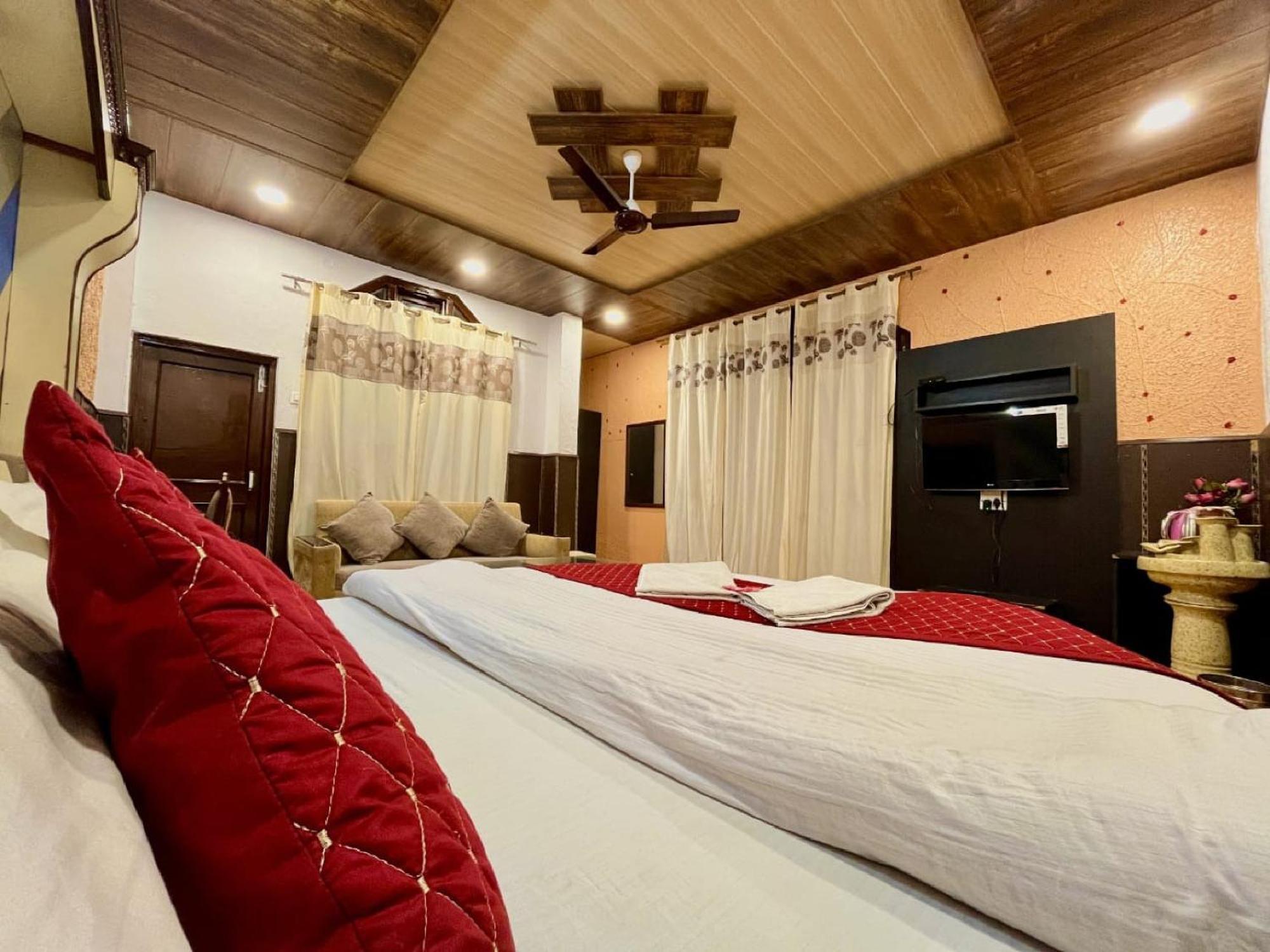 Sparkle Star Resort Khajjiar Eksteriør bilde
